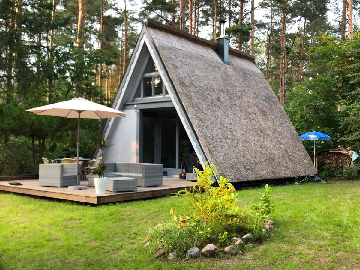 Ferienhaus Reetdach 1300Qm Privatgrundstueck Bootssteg Sauna Templin Luebbesee Uckermark Erholung Pur Seenplatte Petersdorf  Bagian luar foto