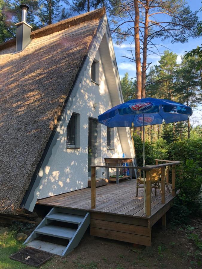 Ferienhaus Reetdach 1300Qm Privatgrundstueck Bootssteg Sauna Templin Luebbesee Uckermark Erholung Pur Seenplatte Petersdorf  Bagian luar foto