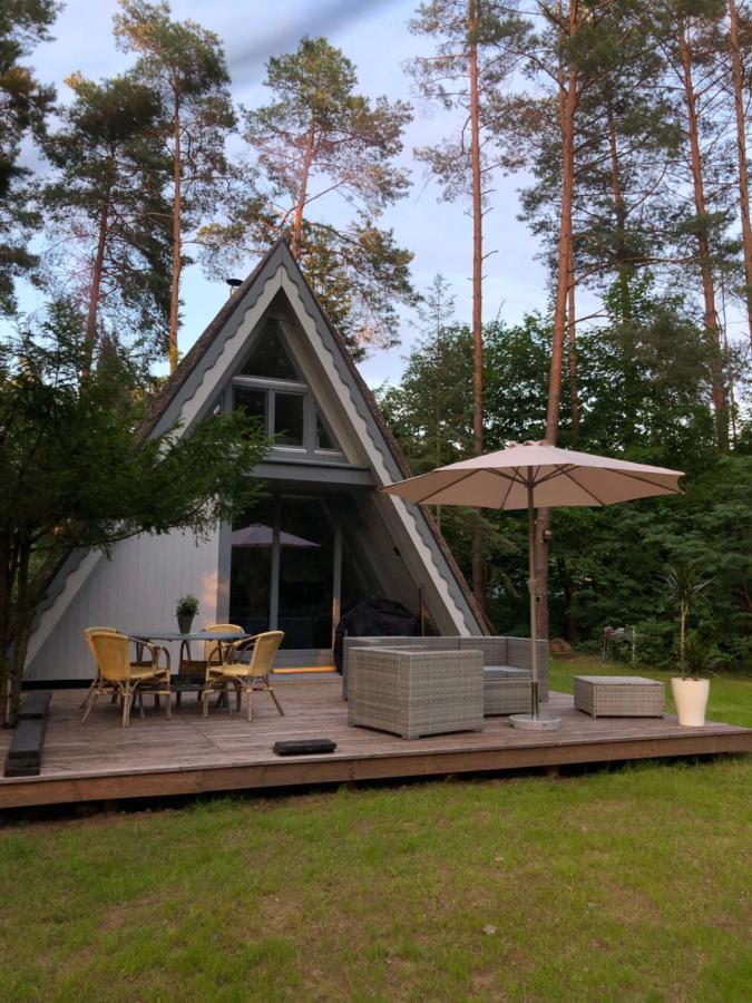 Ferienhaus Reetdach 1300Qm Privatgrundstueck Bootssteg Sauna Templin Luebbesee Uckermark Erholung Pur Seenplatte Petersdorf  Bagian luar foto
